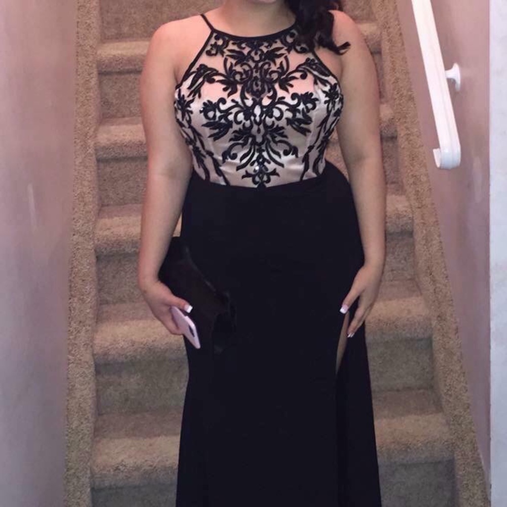 PROM DRESS